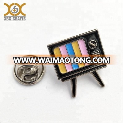 Custom logo soft enamel tv show badge pin custom metal pin badges